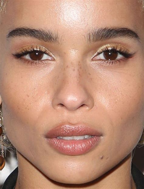 zoe kravitz eyes.